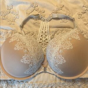 Victoria's Secret Cream Lace Bra Full Coverage
